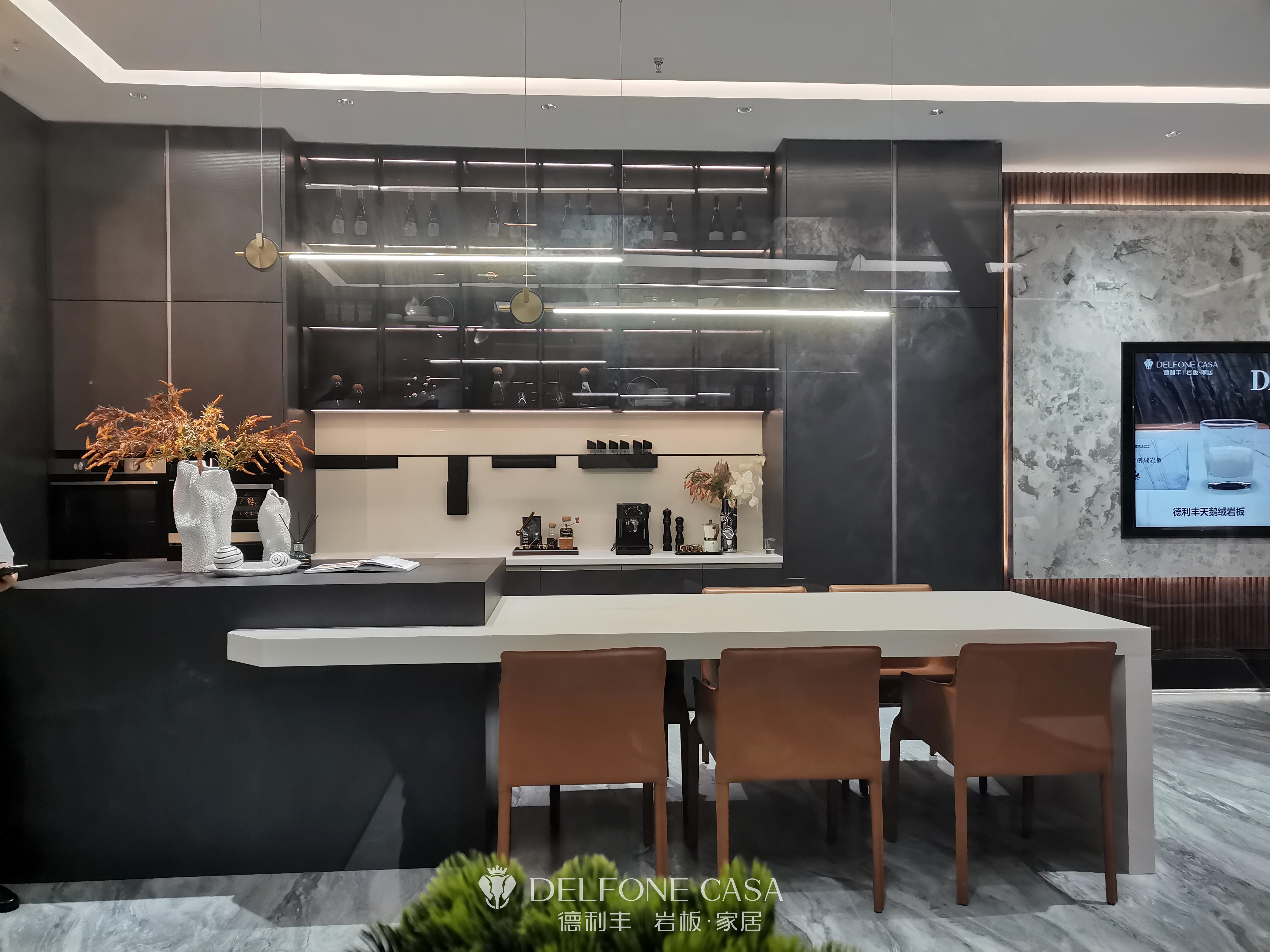 新店速遞 | 德利豐廣州巖板展館，打造輕奢大氣的質(zhì)感家居(圖4)