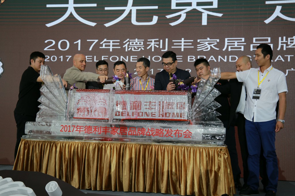 八大亮點(diǎn)引爆朋友圈，開創(chuàng)定制行業(yè)新高度 “大(圖8)