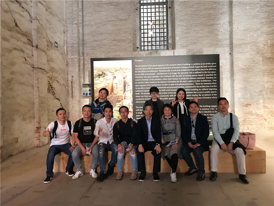 建筑的目的，最初不過就是為了改變?nèi)藗兊娜粘?></div>
                        </div>
                        <div   id=